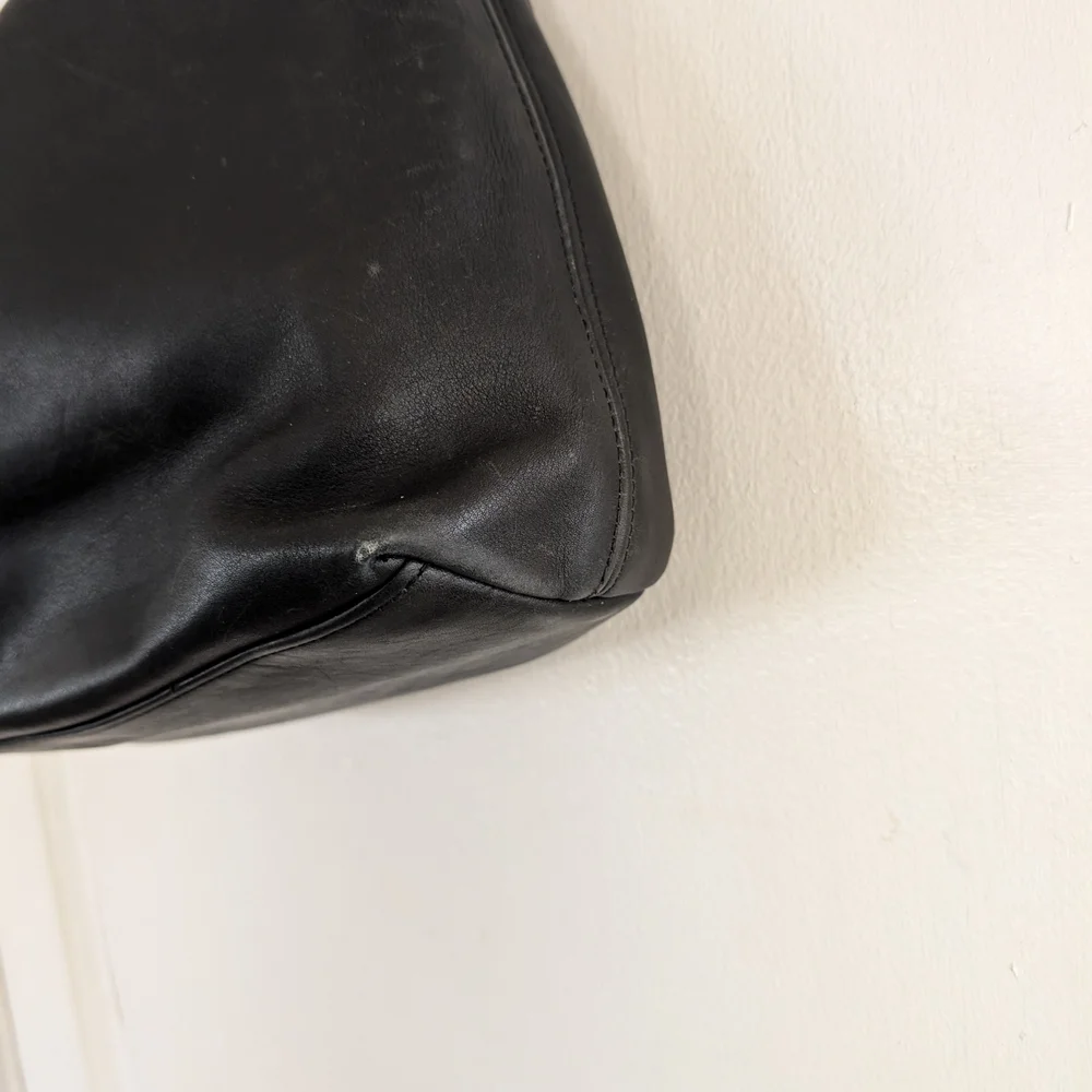 Coach Black Leather Shoulder Bag - Picture 4 of 8